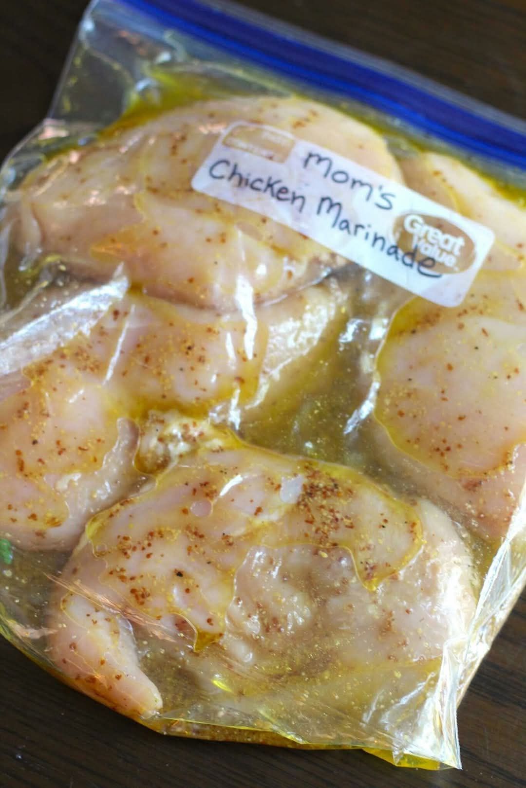 Ricetta della marinata di pollo della mamma