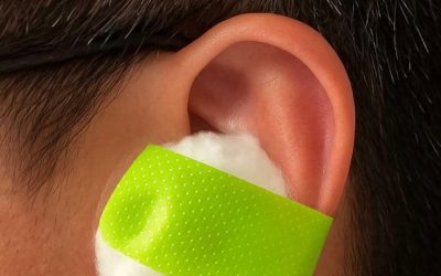 Metti un batuffolo di cotone con VapoRub nell’orecchio e sperimenta questo effetto straordinario