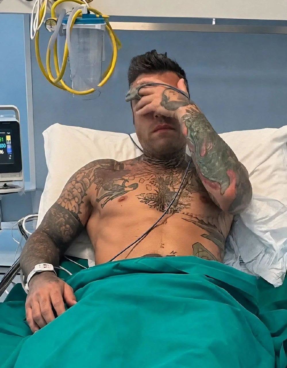 Fedez, la notizia dall’ospedale è appena arrivata: come sta il rapper dopo gli ultimi accertamenti